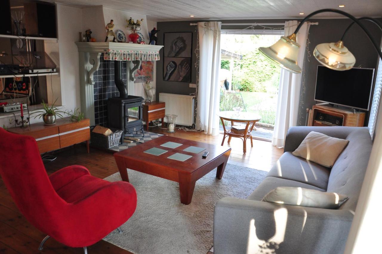 Vila Sfeervol, Ruim En Luxe Chalet In Bosrijke Omgeving Diessen Exteriér fotografie